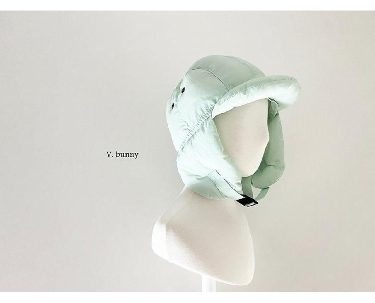 韓国子供服 / 26winter / VANILLA BUNNY / エンボスキャップ / キッズ / 冬服 *FREE*