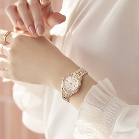 [極美品] セイコー ルキア 8Pダイヤ ピンク文字盤 新品レザーベルト 希少 限定品☆SEIKO セイコー LUKIA ルキア HEA003J LUKIA Grow with DAICHI