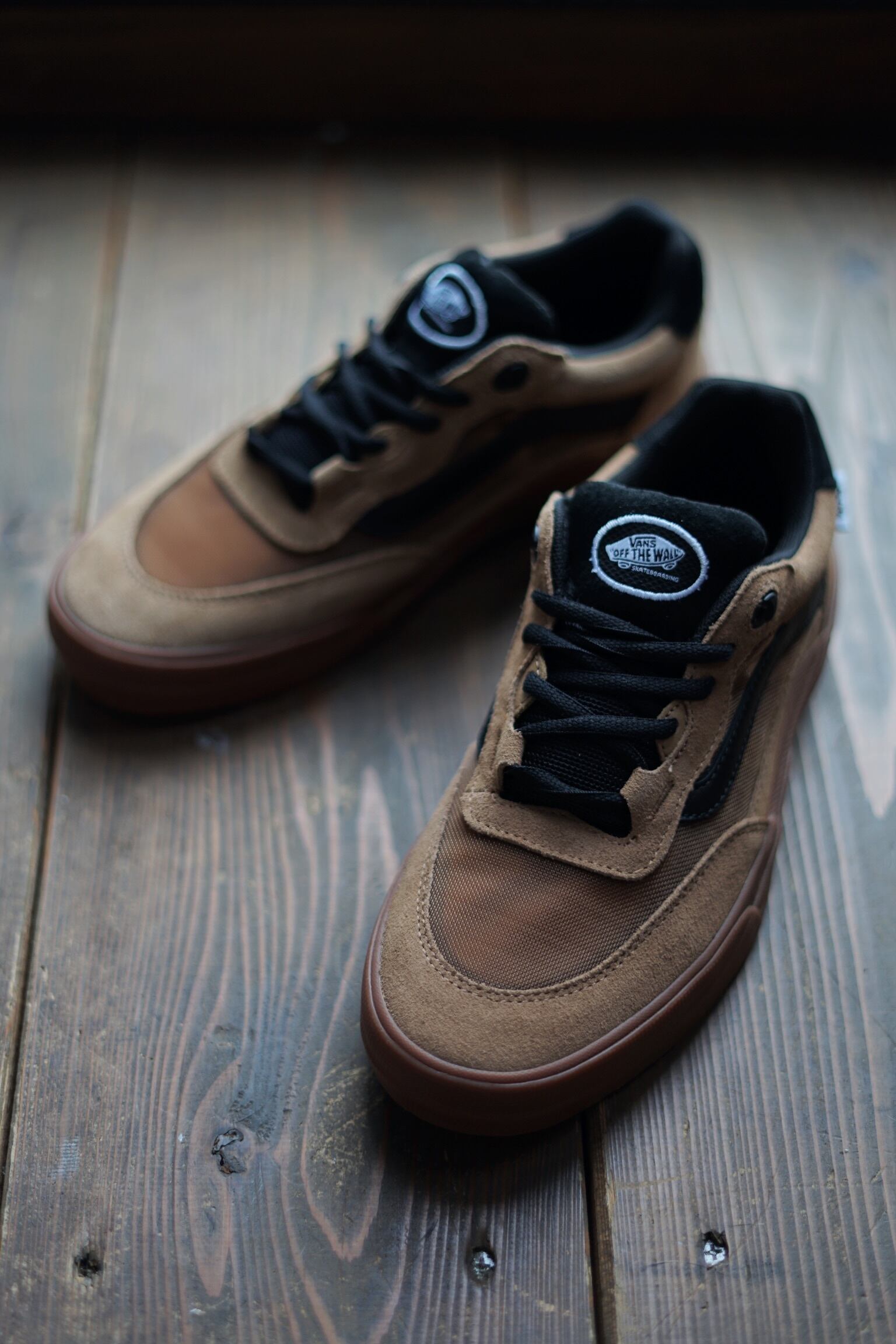 VANS 