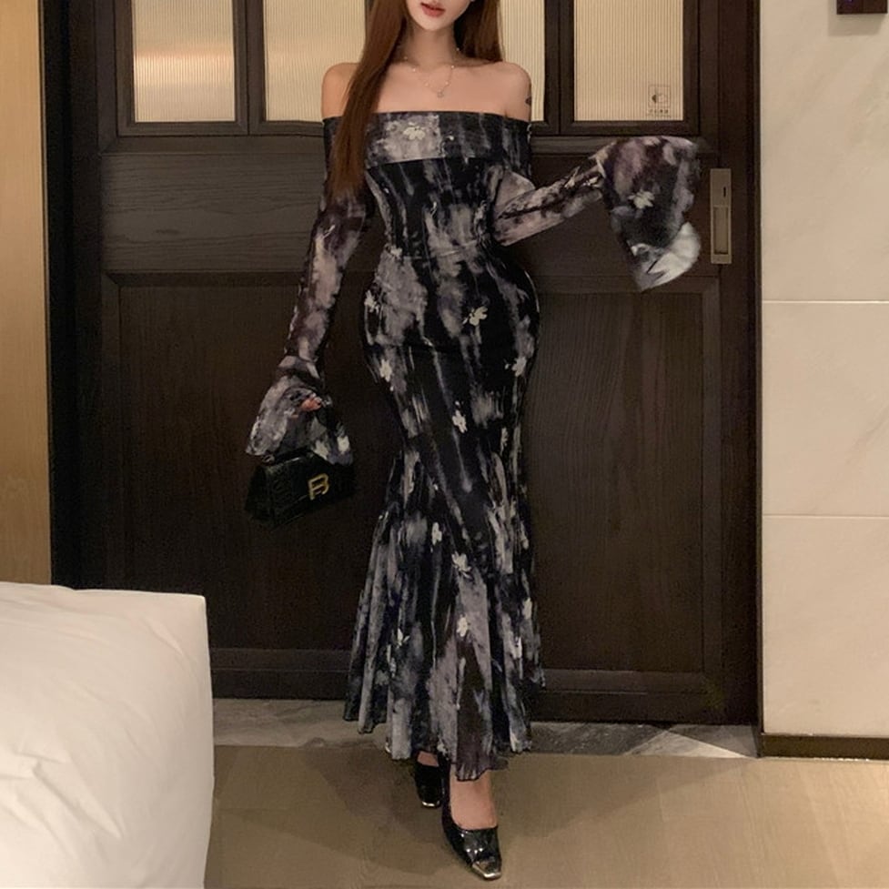 off shoulder ruffle onepiece / l0588