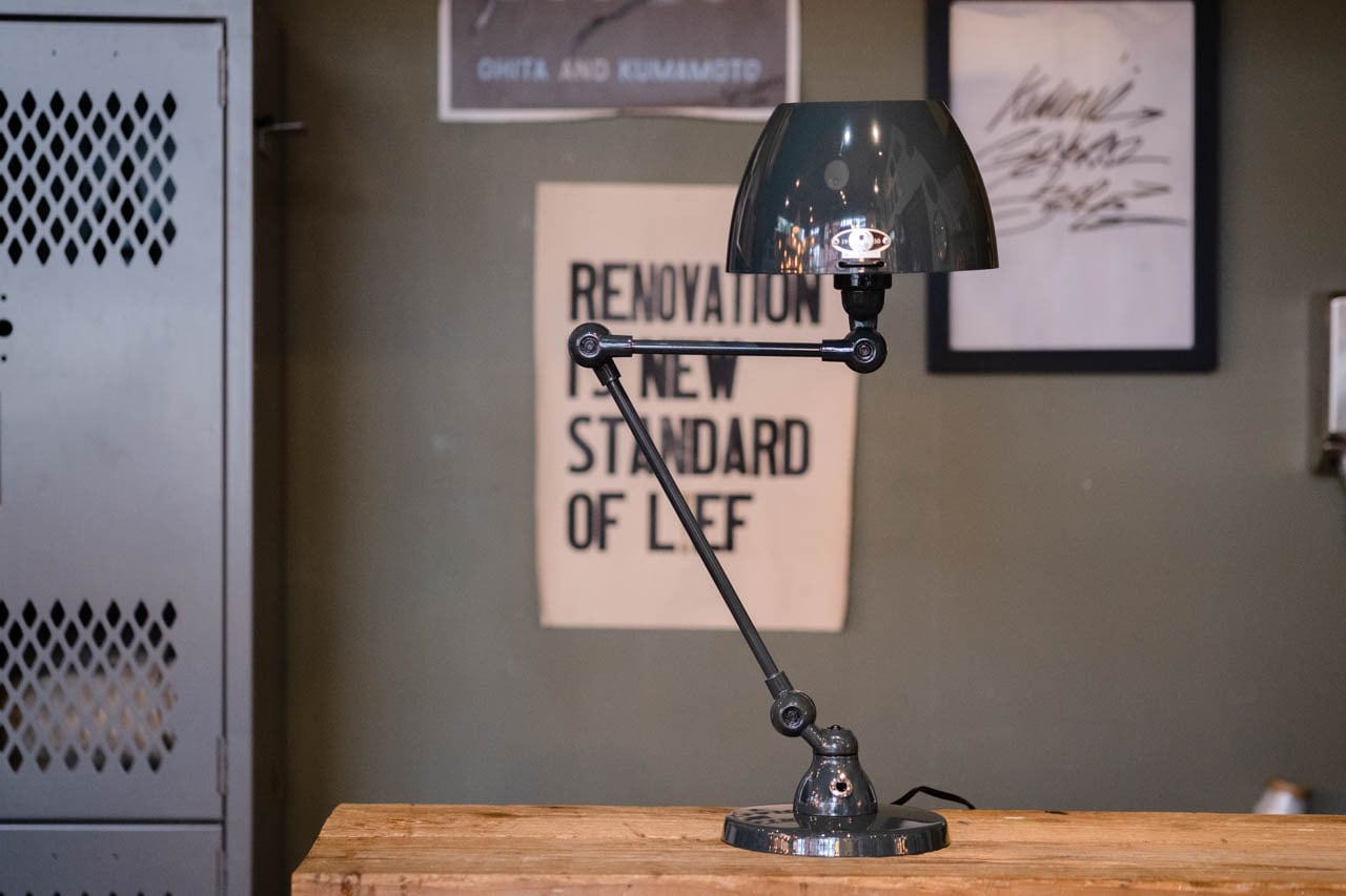 JIELDE 373 AICLER CURVE DESK LAMP_Granite grey | KUHONJI GENERAL