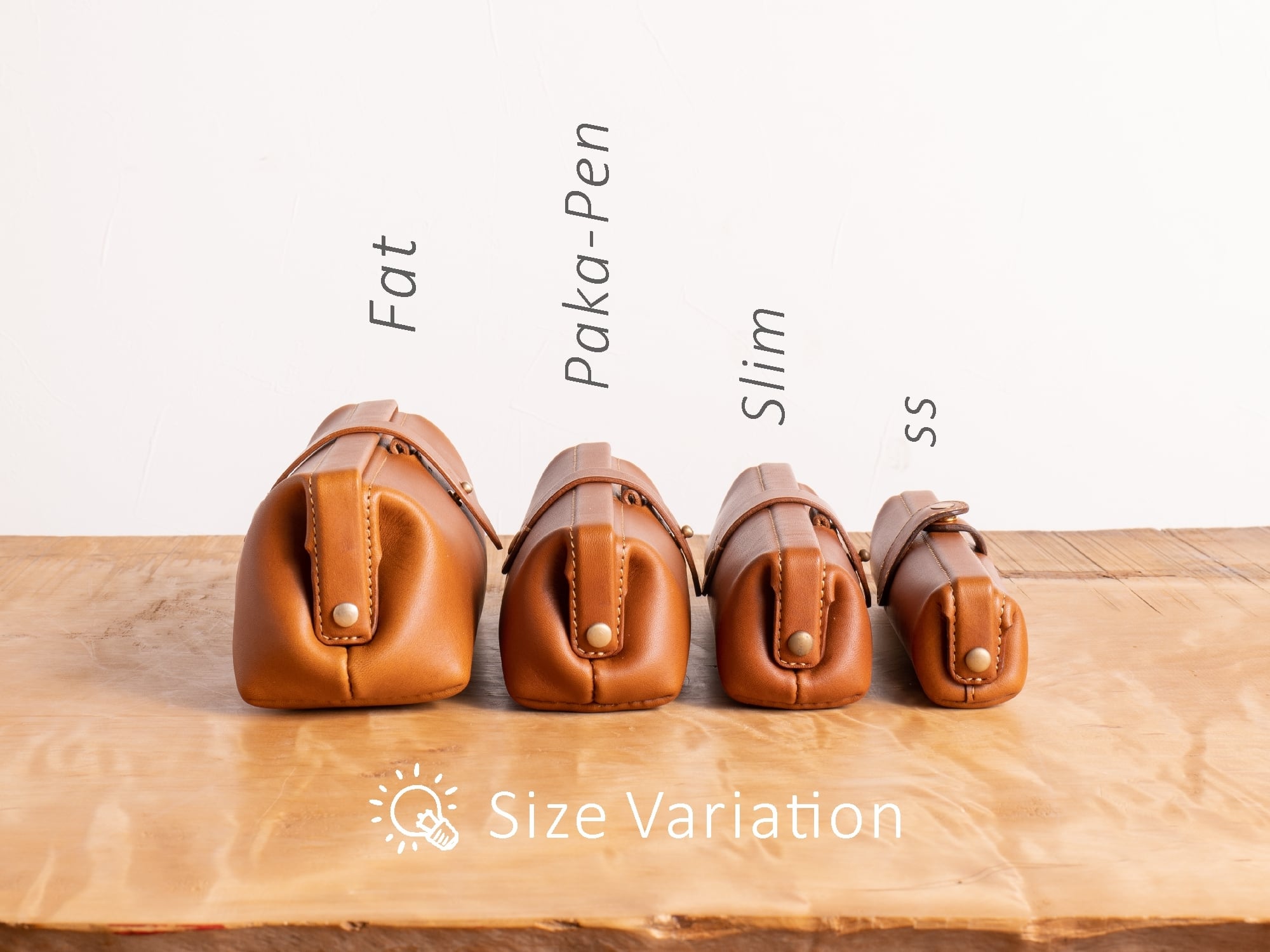 Paka-pen ＃ネイビー イタリアンレザーのペンケース 入学祝い、就職