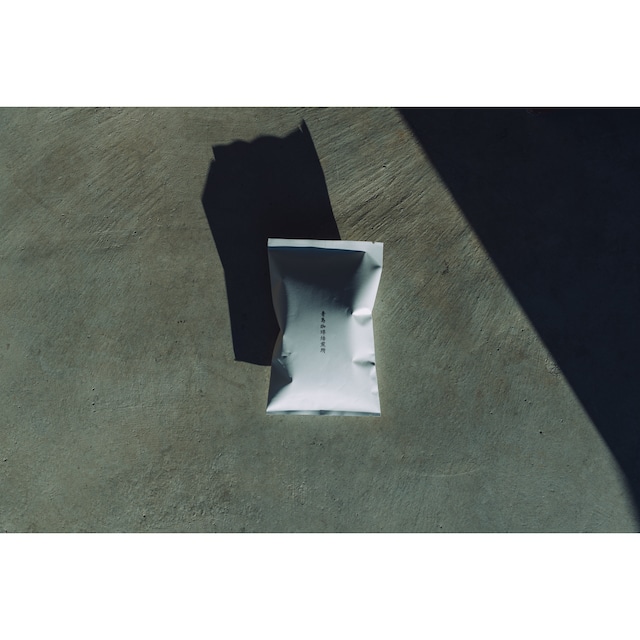 【月替わりの珈琲】   桃始笑