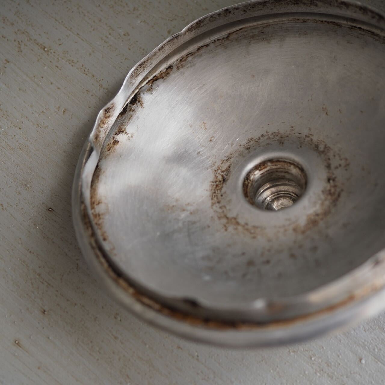 1950年代アルミキャニスター ＋ 真鍮ツマミ　フランスヴィンテージ アルミキャニスター 6個SET | Brocante de La Cocotte （フランス