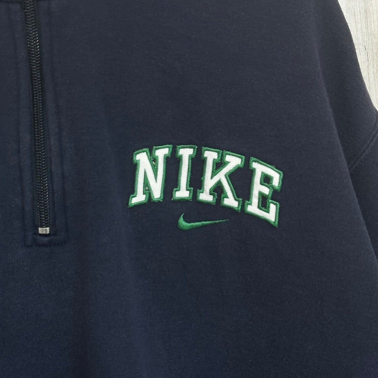 NIKE ナイキ スウェット XL ハーフジップ 刺繍ロゴ ワンポイント NIKE ナイキ スウェット XL ハーフジップ 刺繍ロゴ ワンポイント