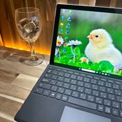 \ 公式ショップ限定価格❣️/ 2in1モデル《タッチパネル式》Surface Pro5 プラチナ メモリ4GB SSD128GB 第7世代 ノートパソコン 安心サポート&3ヶ月保証付き