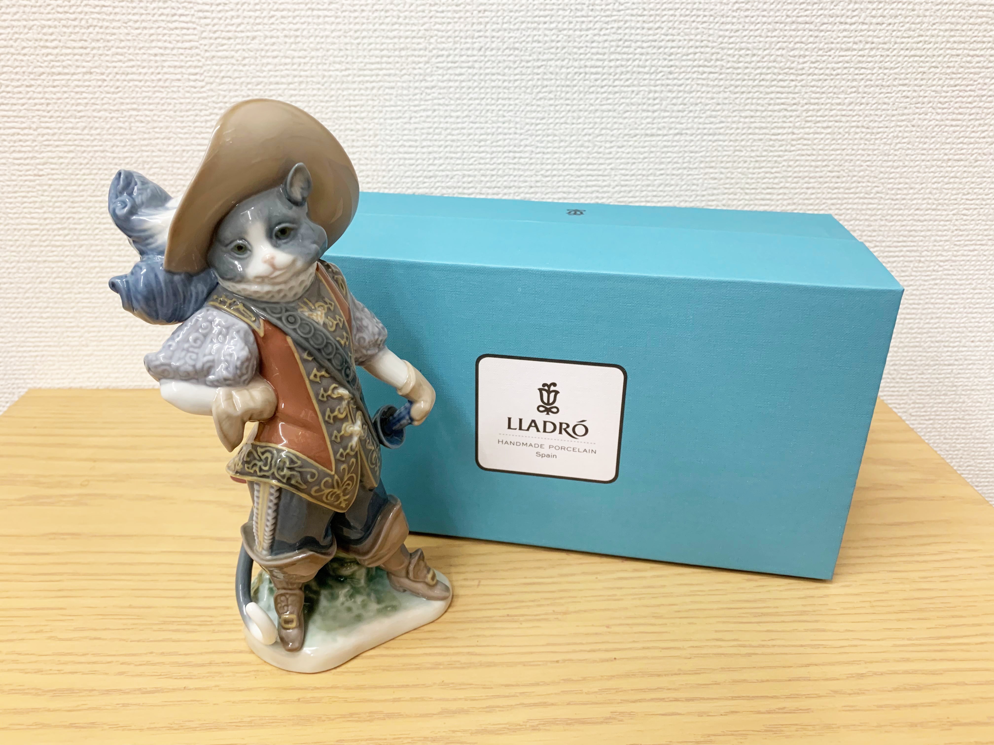 長靴をはいた猫(LLADRO / リヤドロ) | 猫本サロン 京都三条 長靴をはいた猫(LLADRO / リヤドロ) | 猫本サロン 京都三条