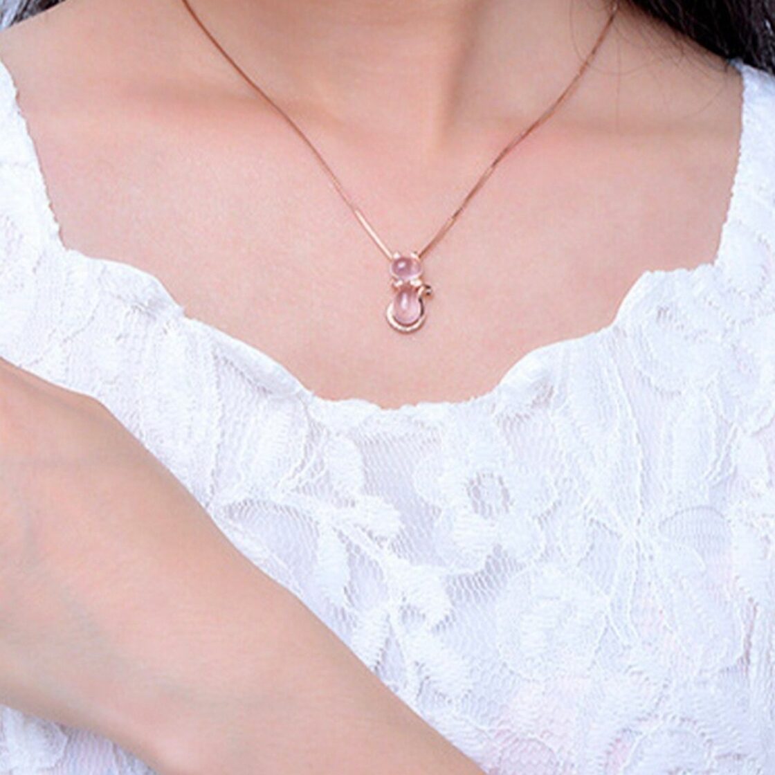 ピンクオパールネックレスネコウサギデザインキュービックジルコニアCZ 