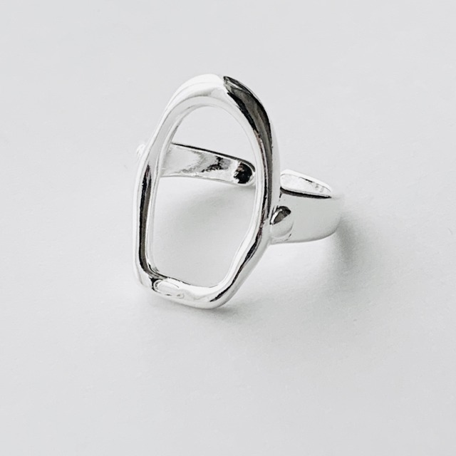 liquid oval ring #036