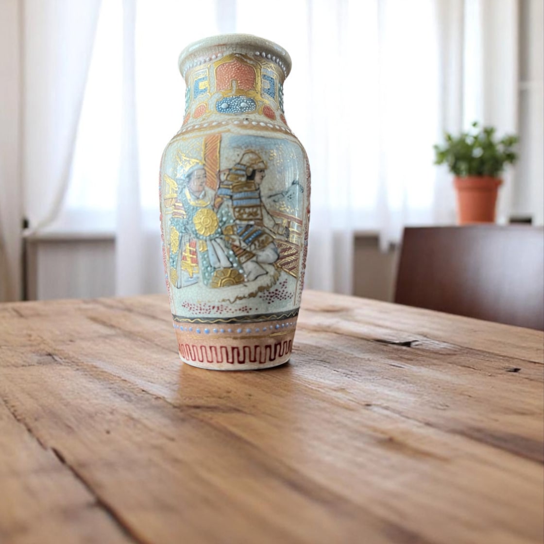 白薩摩飾壺 mini 02】極小サイズ 繊細絵付のミニチュア美術品 直径4cm