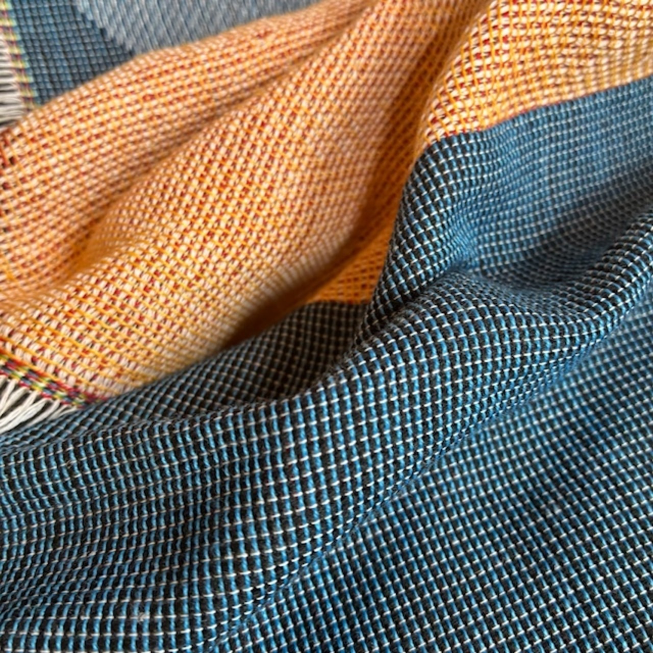 TOPANGA Homefurnishing Mod mosaic throwket　モッドモザイクスローケット　130×180cm　ブルー　オレンジ　アイボリー　ミッドセンチュリー　モダン　ジオメトリック　幾何学模様　ソファカバー　ベッドカバー　ブランケット　カーテン