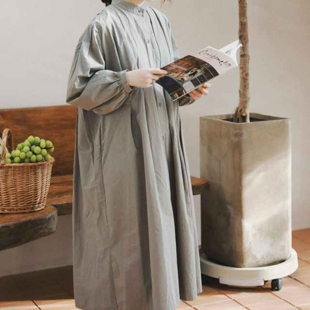 スタンドカラータックワンピース　T0138