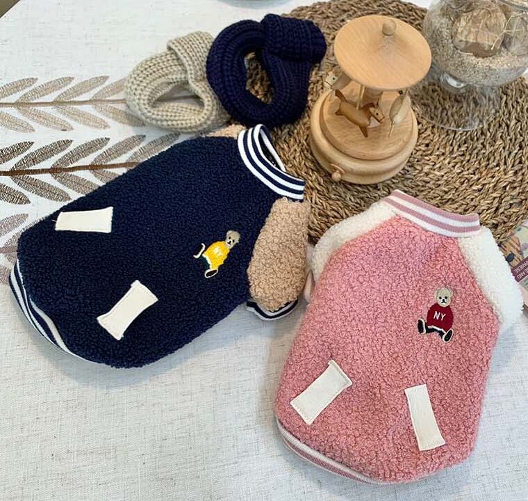 【SALE】 baseball top XS ~ 2XL 2color  /  犬服 秋冬 新作 長袖 シンプル ドッグウェア トップス トレーナー Tシャツ ワンコ服 もこもこ お揃い 可愛い 犬の服　b11