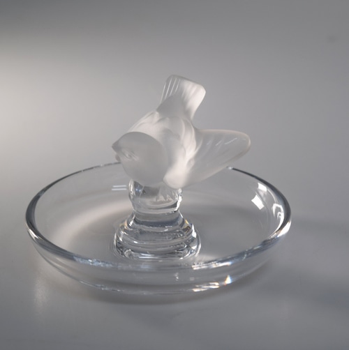  LALIQUE ラリック　 翼を広げる雀リングトレイ 　ジュエリートレイ　クリスタル