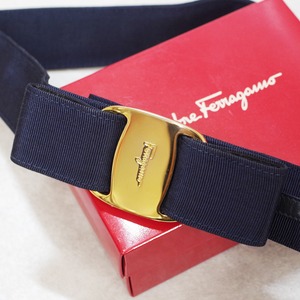 Salvatore Ferragamo フェラガモ ヴァラ ベルト ネイビー 2793