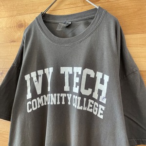 【GILDAN】カレッジ アイビー・テック・コミュニティ大学  プリント Tシャツ XL ビッグサイズ US古着