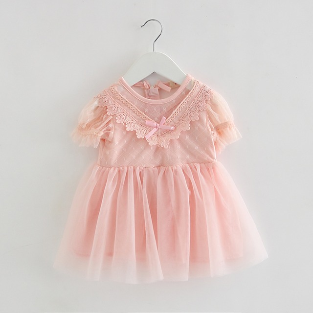 Vラインの半袖フェミニンワンピース(ピンク)