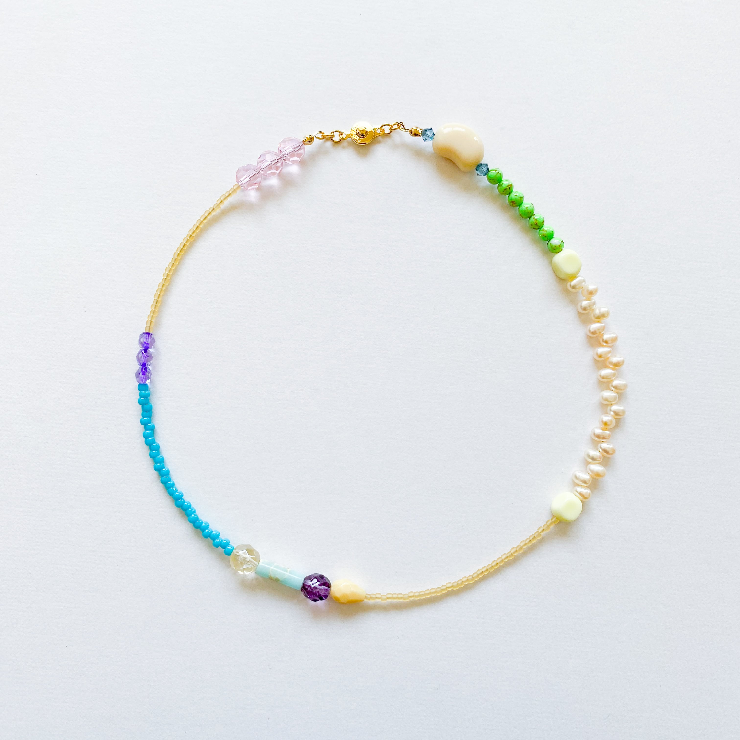 淡水パールとビーズのネックレス