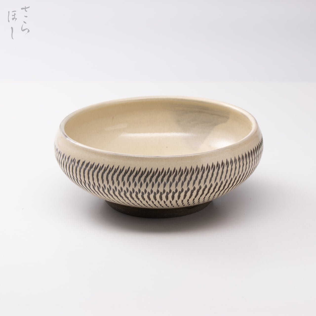 小鹿田焼 小袋窯 5寸丸鉢 飛びかんな 白 直径約15.5cm 陶器 和食器 民藝
