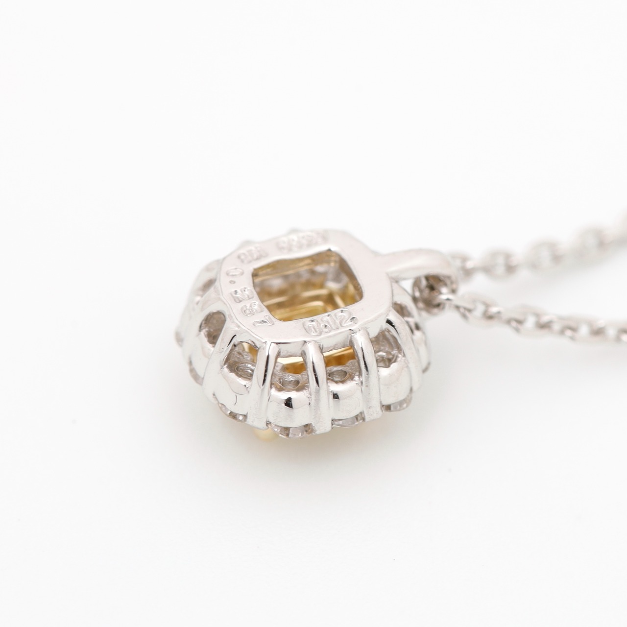 ファンシーブラウニッシュ グリニッシュ イエロー ダイヤモンド ネックレス pt950(K18) / SI2 / 0.237ct / DA 0.120ct