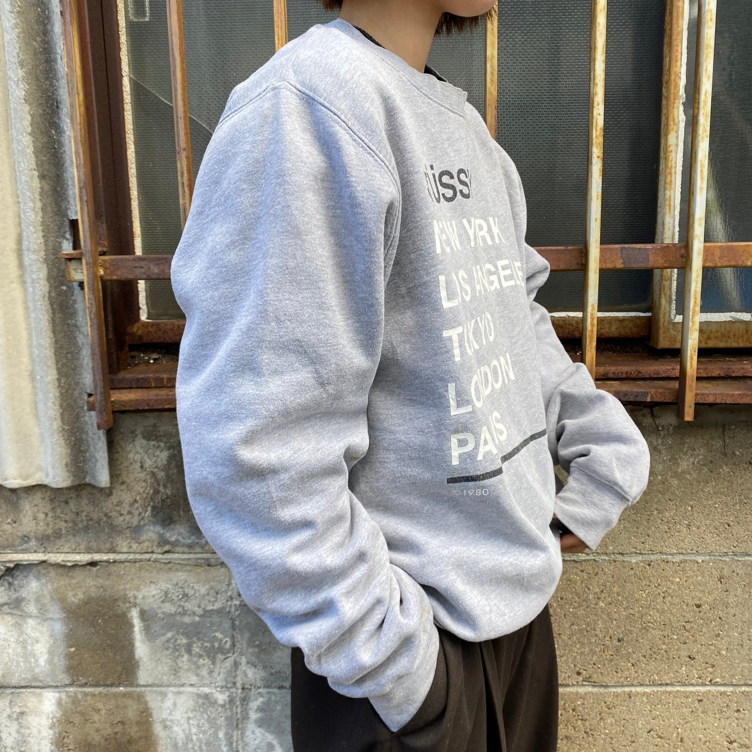 90s オールド ステューシー】刺繍ロゴ スウェットトレーナー白stussy.-