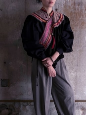 tay Original【BLACK and RE-SEW】/Vintage Miao embroidery blouse