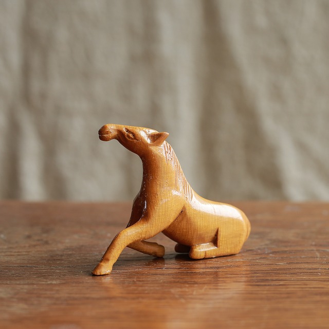 小さくてスレンダーな馬 5