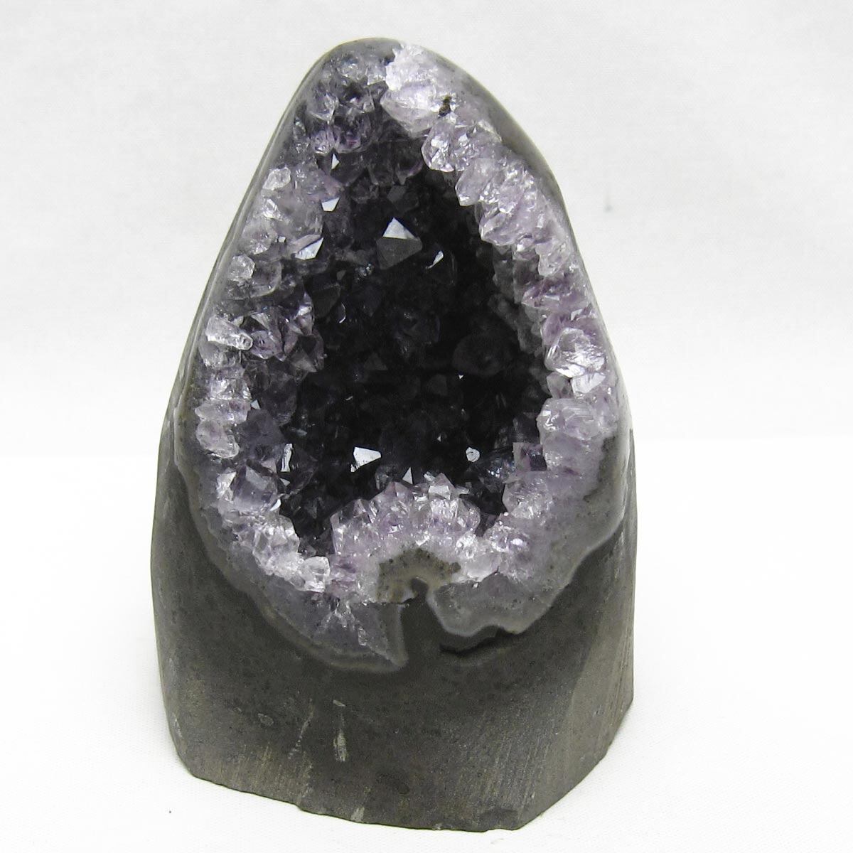 アメジスト クラスター ウルグアイ産 アメジスト 原石 amethyst 一点物 182-8956
