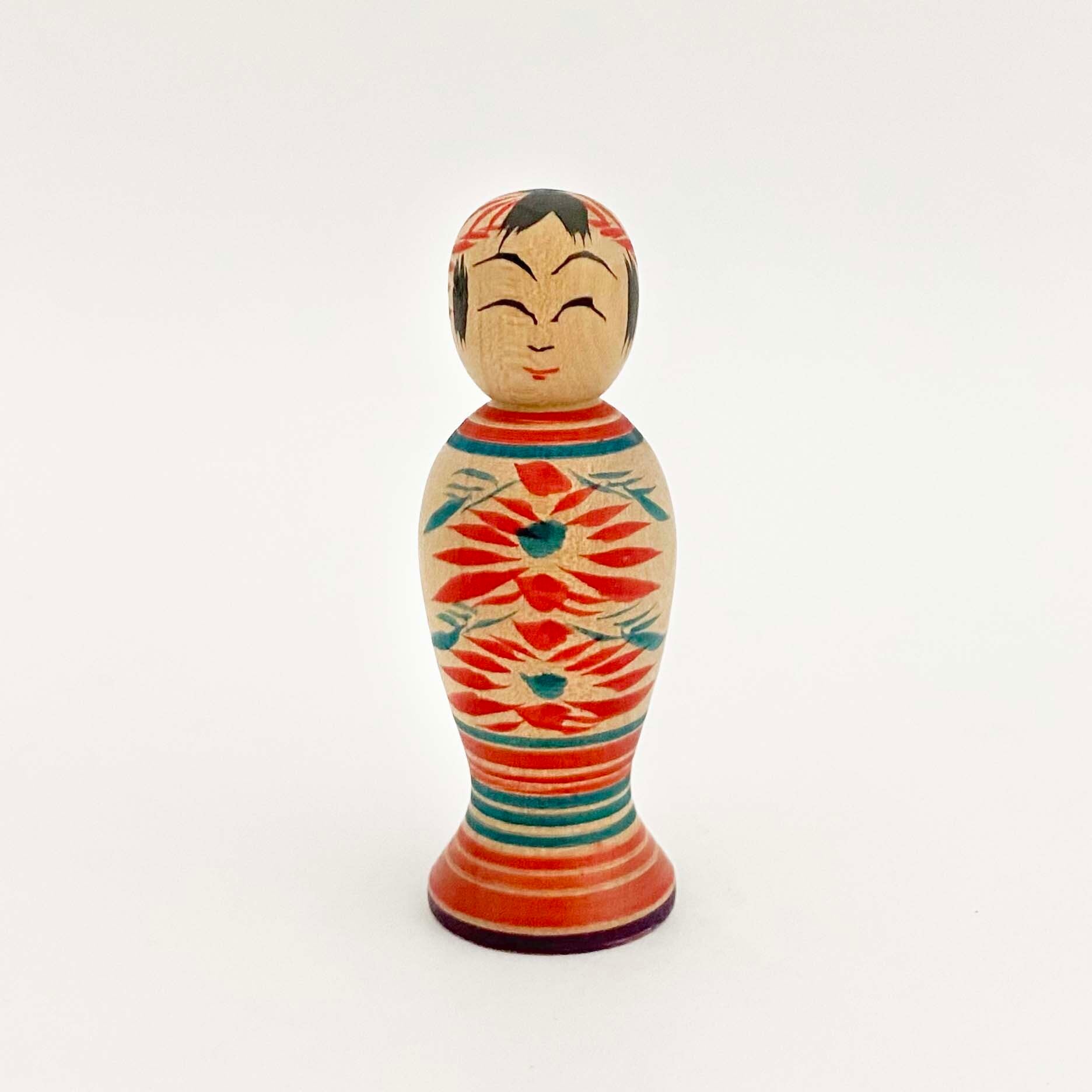 小寸こけし（遠刈田系/菅野昭一工人）