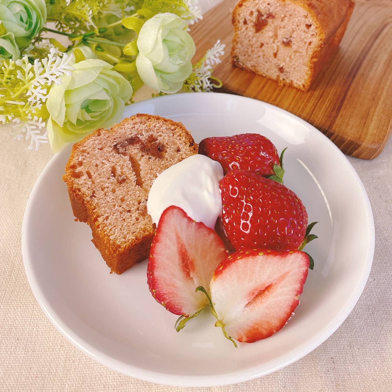 【3月31日お届け分まで】原宿ベリーと直営農園やきいもの手作りパウンドケーキ10個セット（原宿ベリー・直営農園やきいも　各5個）