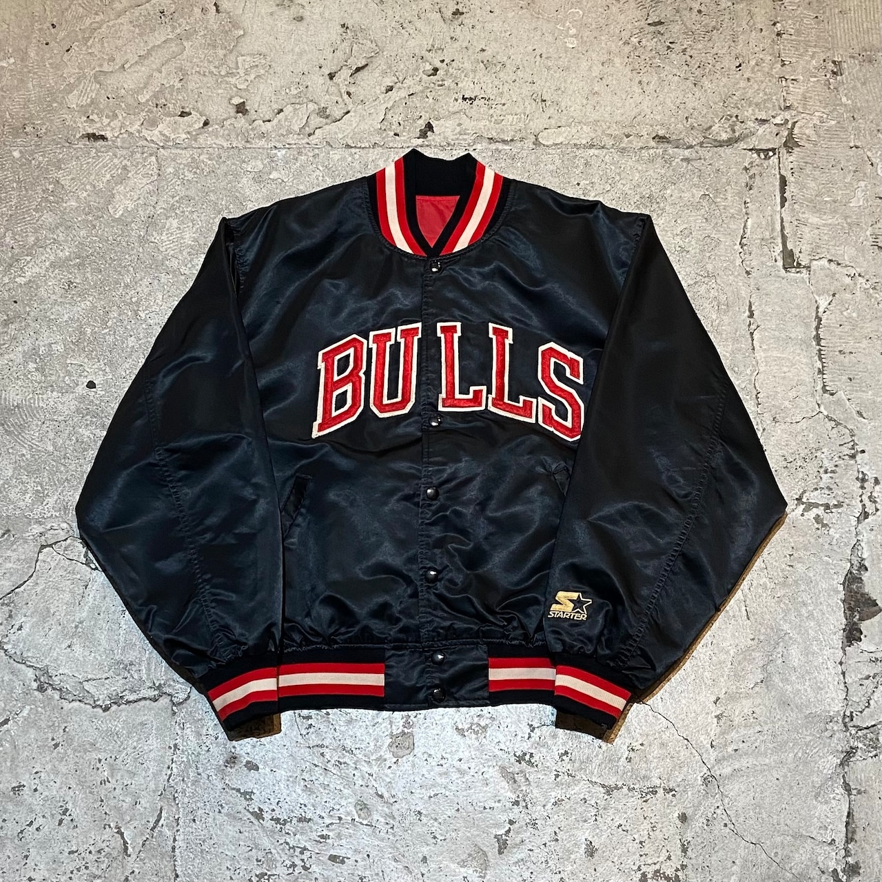 90s STARTER / USA製 NBA シカゴブルズ サテンスタジャン サイズL 