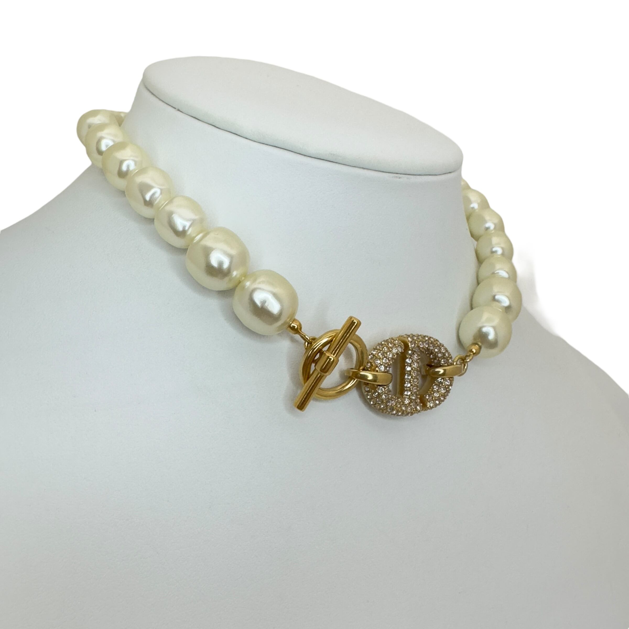 Christian Dior ディオール ロゴ パールチョーカー 12387-202401 Christian Dior ディオール ロゴ パールチョーカー 12387-202401