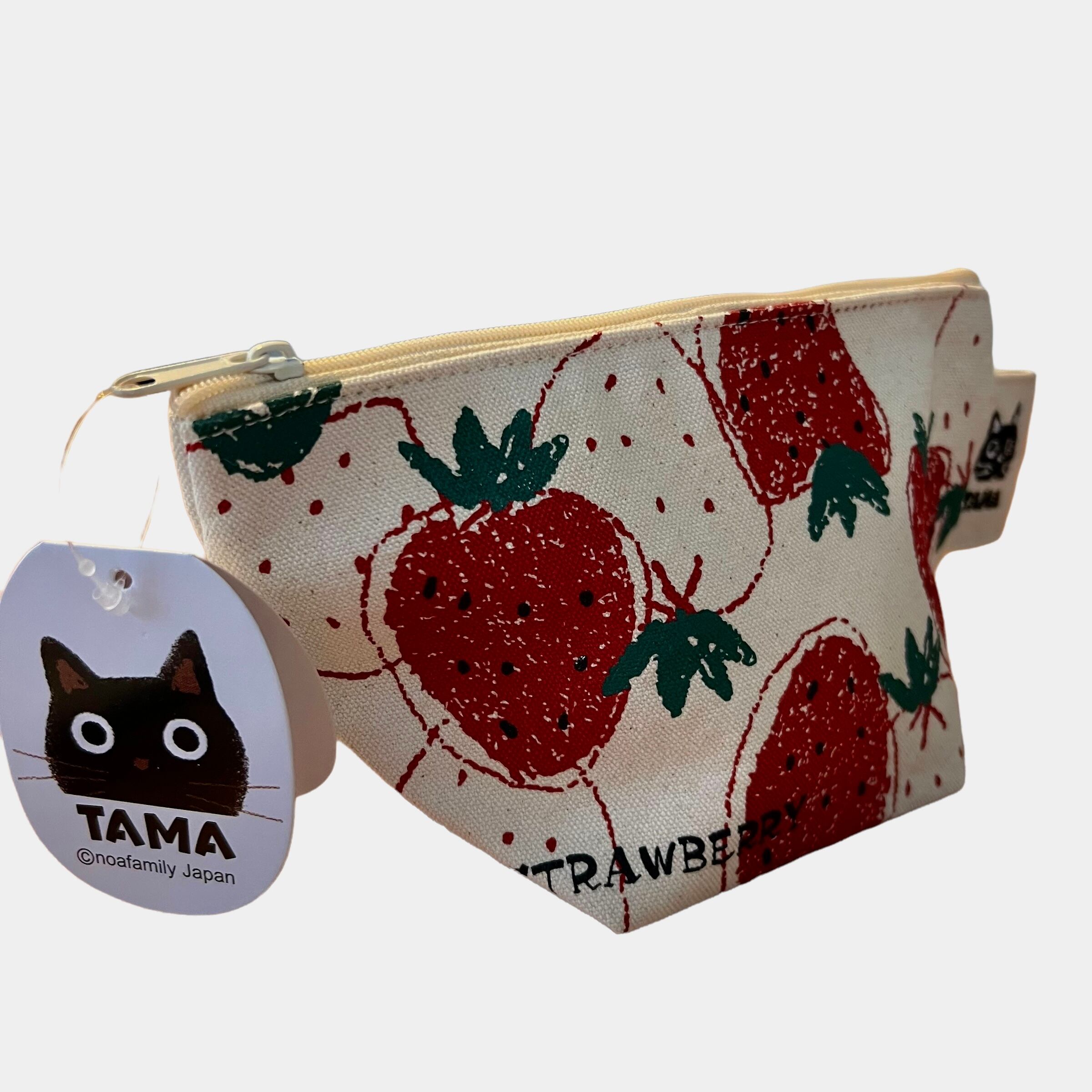 クロネコのたまイチゴ柄ポーチ