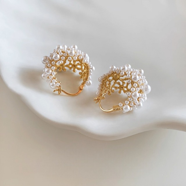 パールサークルピアス　A3335