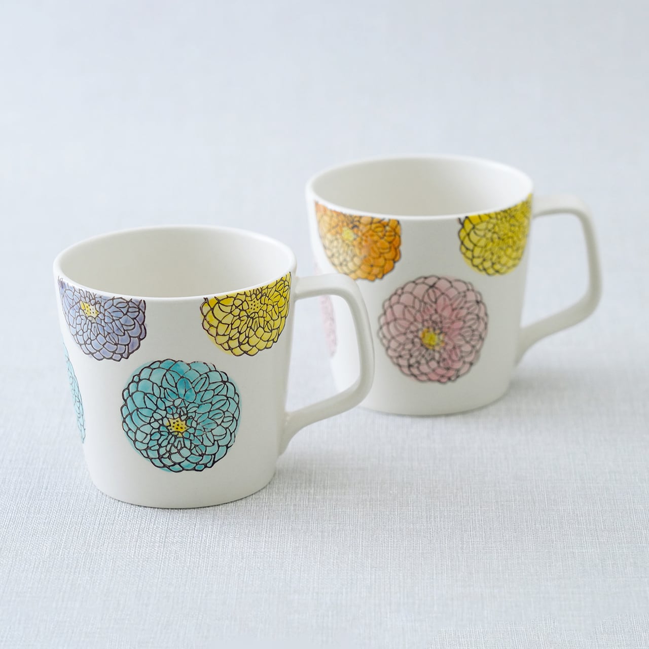 花花マグカップ（ブルー・ピンク） | 菊祥陶器／工房祥sho～ Kikusho
