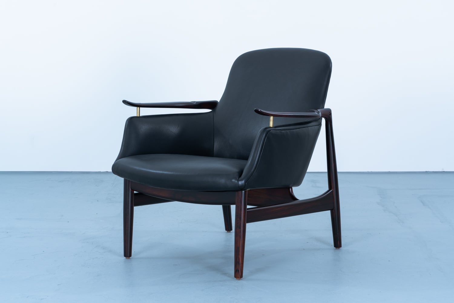 Finn Juhl | フィン ユール | kaikki gallery | 北欧ヴィンテージ家具