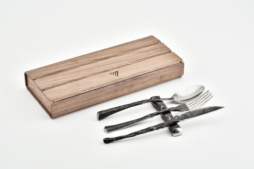 カトラリーセット（ナイフ・フォーク・スプーン・シルバーレスト ）