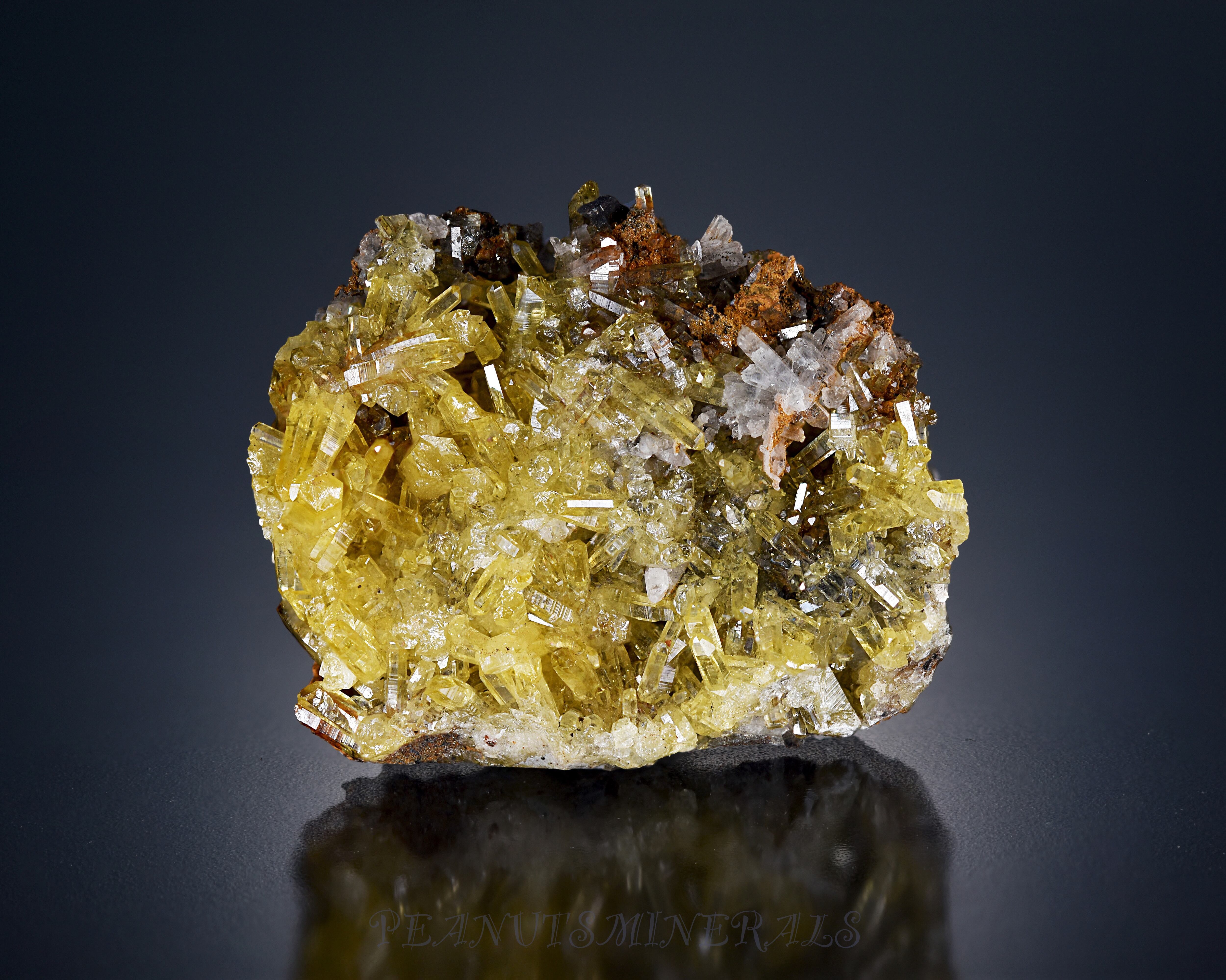 鉱物標本(ミメット鉱)Mimetite