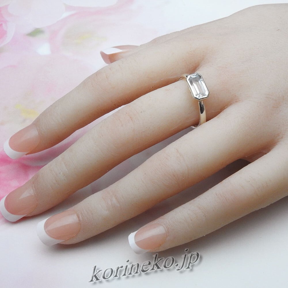 氷の様なアクアマリン。シンプル＆スタイリッシュなRing | korineko