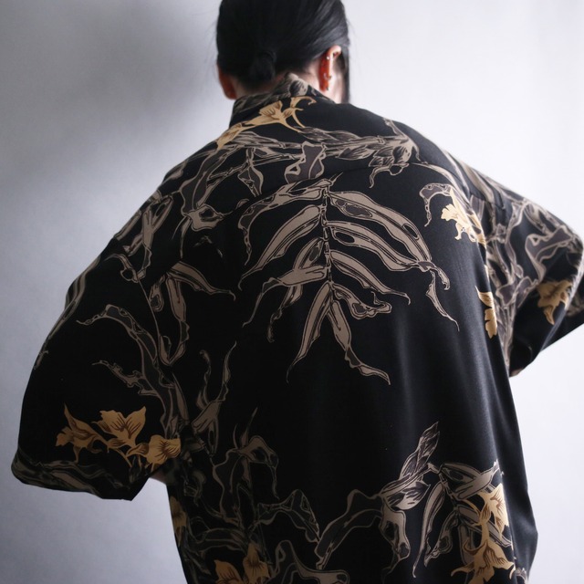 black base art reef pattern loose h/s shirt