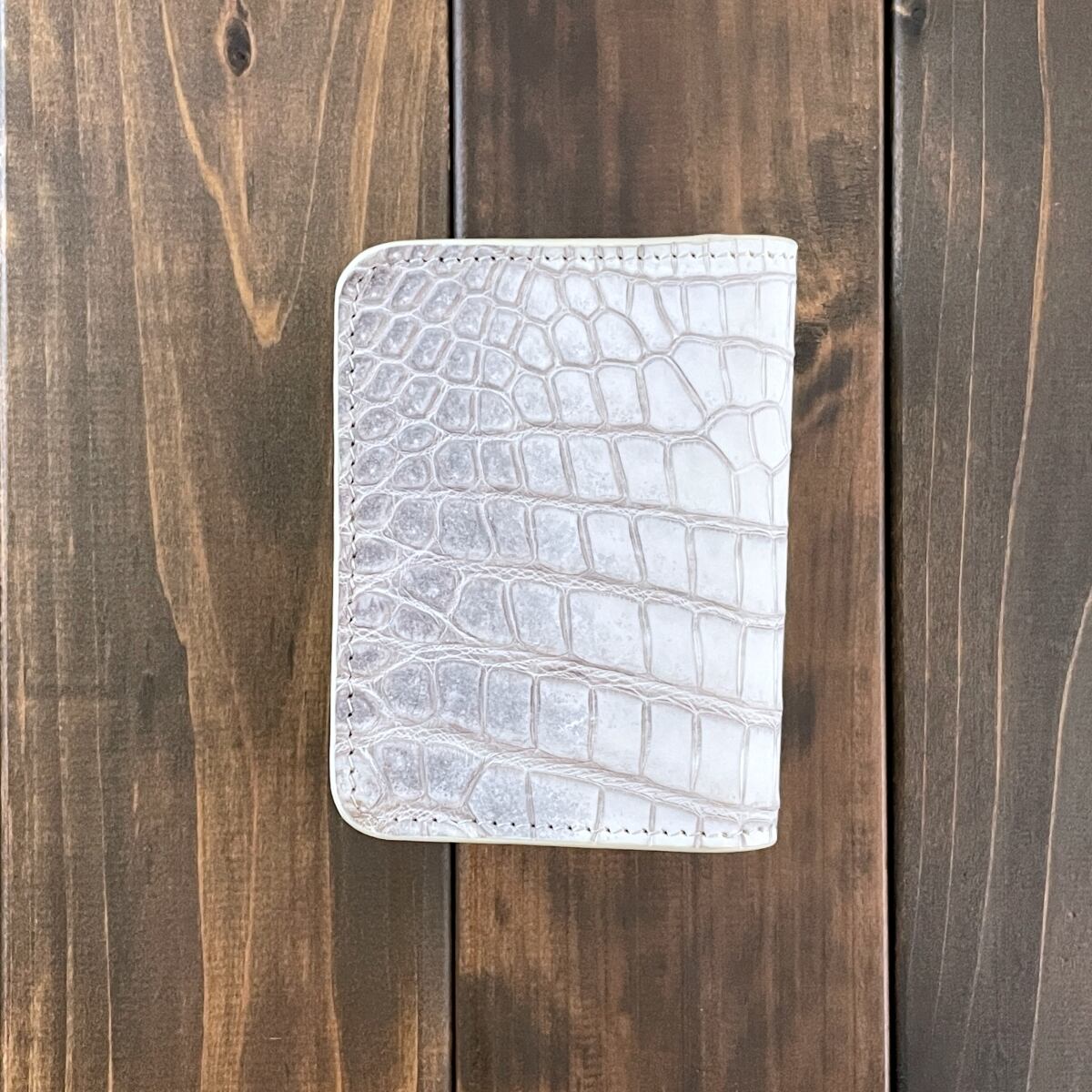ヒマラヤ クロコダイル カードケース 名刺入れ | CUERO DELICADO