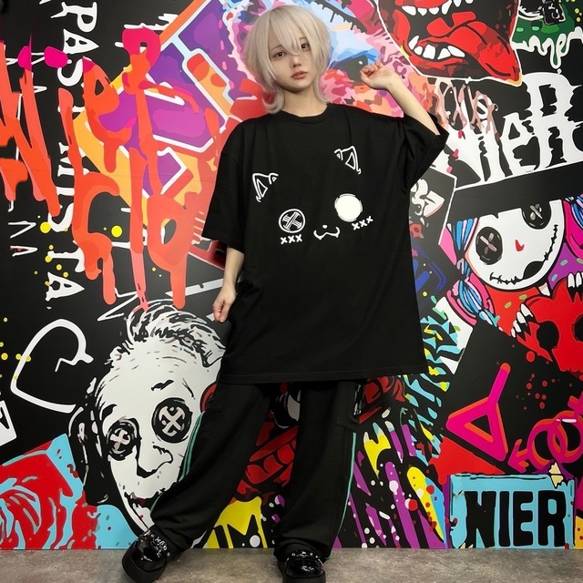 SUPER OVERSIZE CHARACTER FACE CUTSEW【シエル】