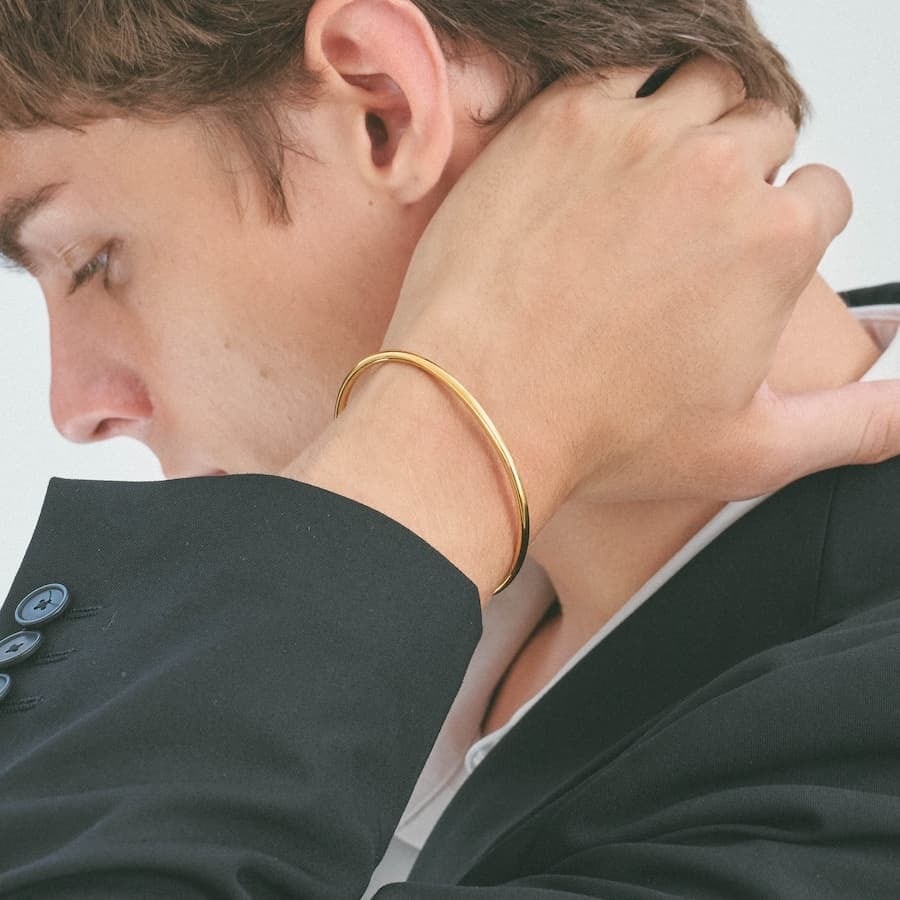 thin simple bangle (gold) #b66 | Pay ID