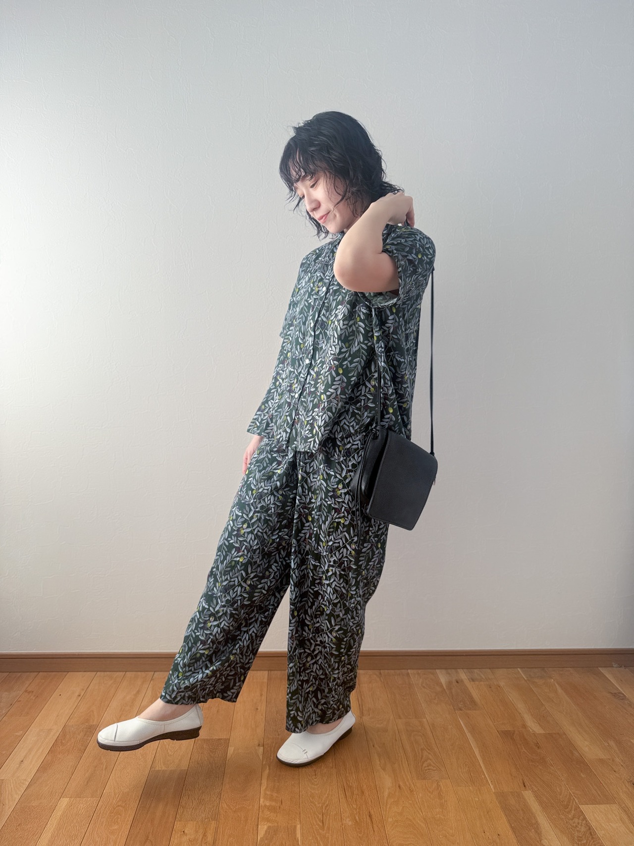 OLIVE｜ オーガニックコットンワイドパンツ
