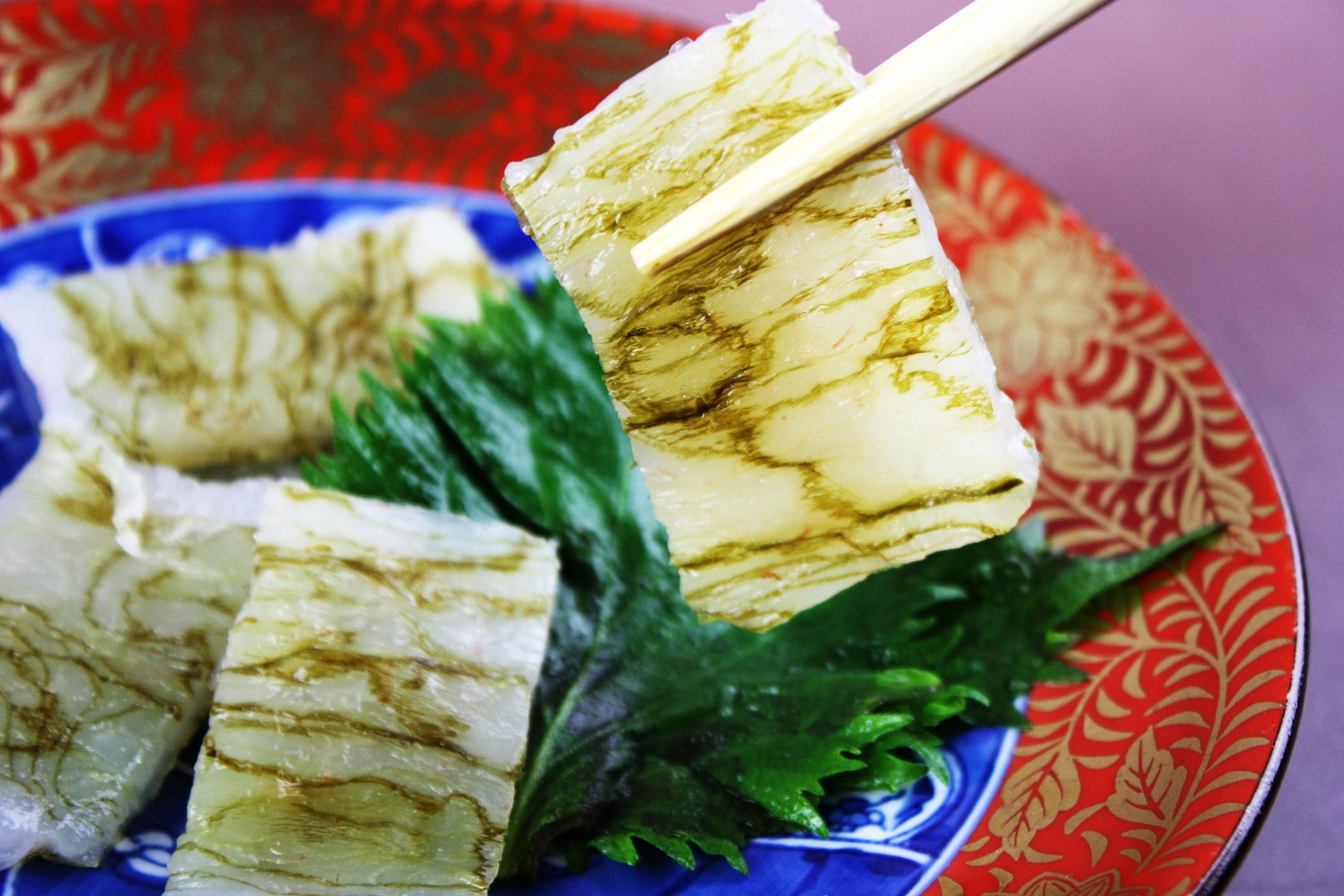 富山湾の宝石 白えび昆布締め１００ｇ 富山産昆布締め産地直送通販店 とやま市クラブ