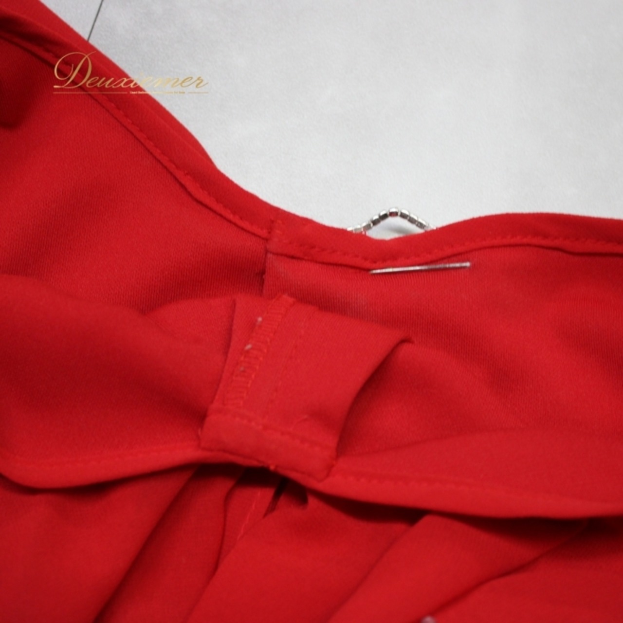 社交ダンス 衣装 スタンダード 上下セット ツーピース パーティ衣装 レディース 赤 レッド系 Dance Fashion Pier ラインストーン チョーカー オーガンジー 上品 燃え立つ 華やか ボリューム感 チョーカー付き シンプル 大人可愛い