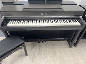 ★78108【電子ピアノ】YAMAHA　CLP745DW　21年製