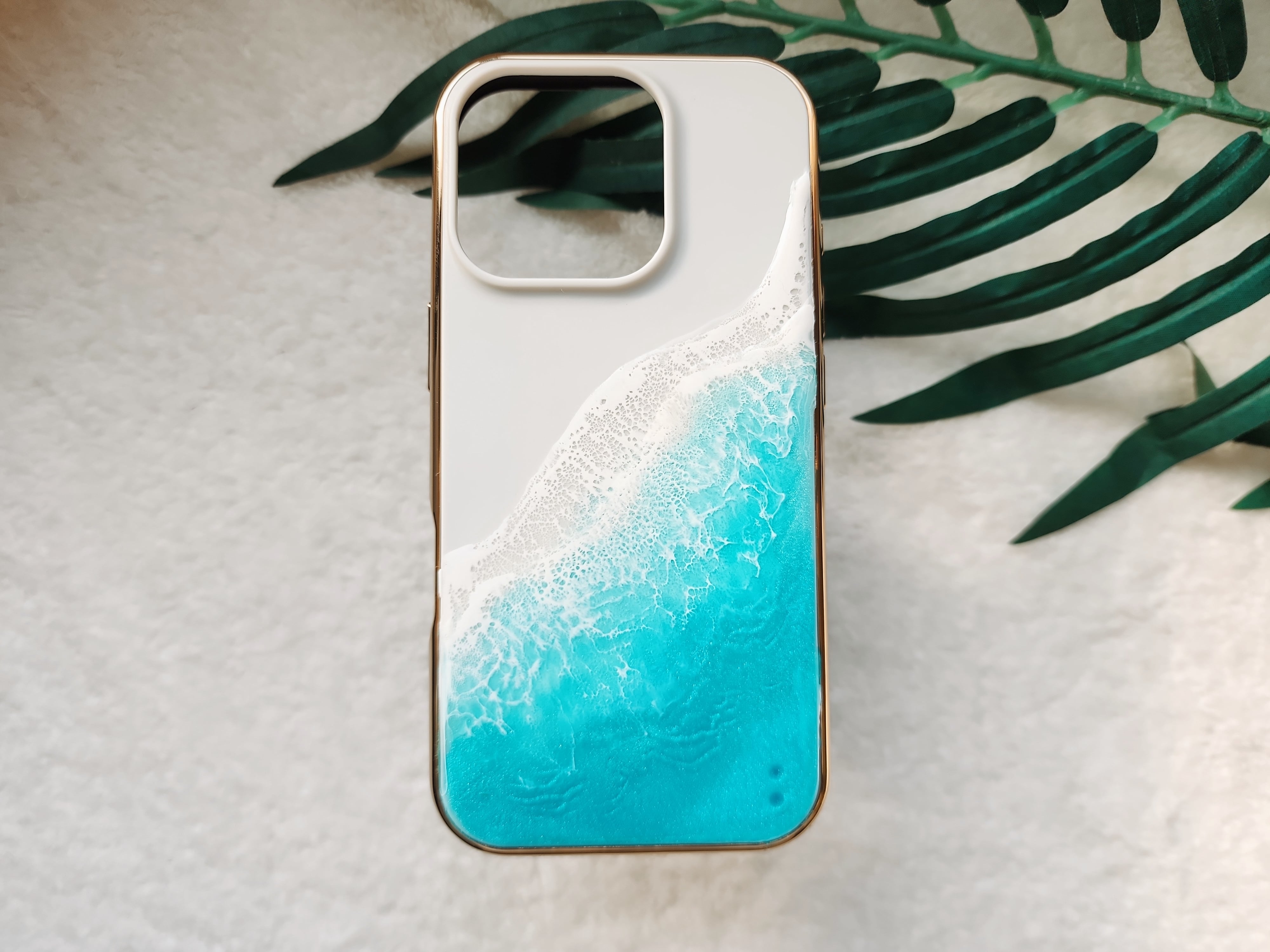 433.オーシャンレジンアート スマホケース