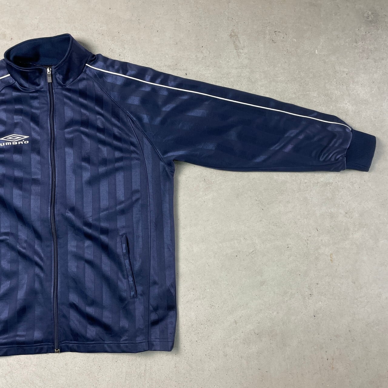 00年代 UMBRO アンブロ トラックジャケット ジャージ メンズL-XL相当 