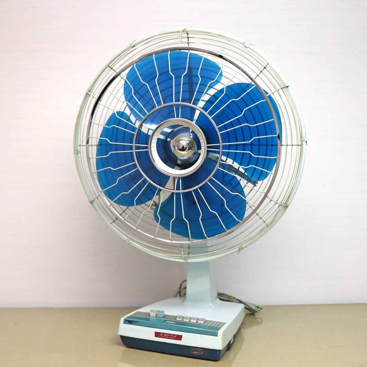 TOSHIBA・東芝・レトロ扇風機・昭和レトロ家電・ロータリーベース・SG  